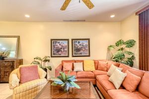 Walkable Coco Beach Condo w Balcony, Pool