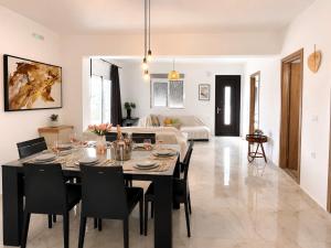 Mikas B luxury House near Faliraki