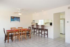 3612 Seashore Dr