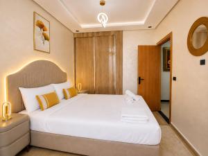 Luxury Apartment in Fes 2 Bedrooms Prime Location