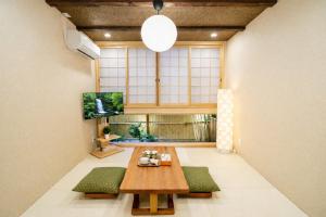 Shinimamiya Enkyo 晏居