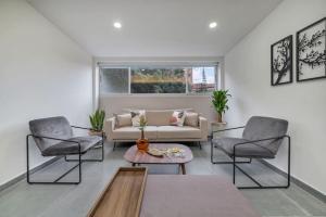 Apartamentos Oslo Tesoro by HOUSY