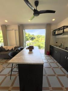Duduk Views 3BR Plunge Pool Tropical Villa