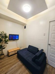Aikas Cozy 1BR Retreat, Walk to IT Park, Fast Wifi