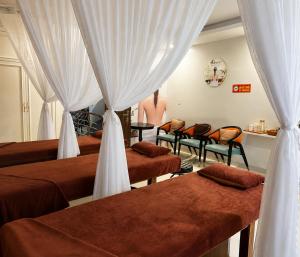 Anstay Marina Hotel Ha Long