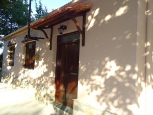 BEACHFRONT HOME FOR 4, KALIFTERI BEACH, AFISSOS Pelion Greece