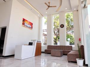 Hotel Maurya Greens