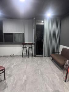 Ngoc lam hotel center near the sea, 50m2 apartment