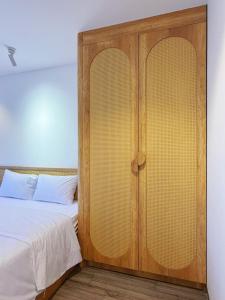 605 - La Van Residence - Skyline City View Studio