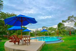 Lake Villa Resort