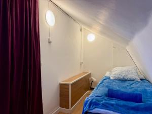 Workers Studio Apartment With 3 Beds And Free Parking