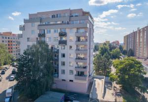 Apartment Forty Five