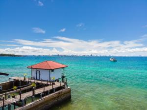 Baanrimnam Kohlarn บ้านริมน้ำเกาะล้าน