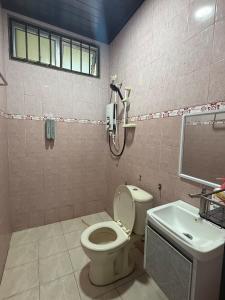 AZKAZ Homestay