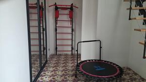 APPLE PARADISE, House of mirrors, self check-in, FREE PARKING