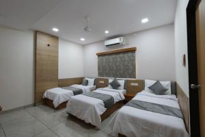 Richas Hotel and Restaurant