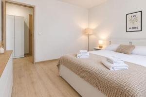 Apartment near the subway with kitchen and terrace