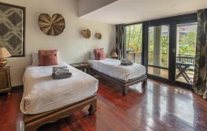 Maan Tawan front beach front Villa 12
