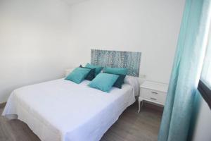Ático Aguayos con terraza y cuatro dormitorios.
