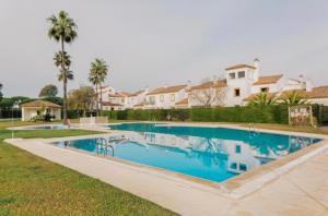 Novo Sancti Petri Villa with Pool, Garden & Golf