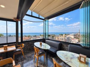 Arvenza Hotel
