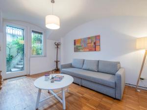 Cozy 1BR with Garden in Central Milan
