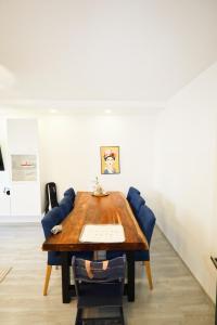 Family apartment Bratislava - Kramare