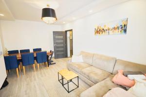 Family apartment Bratislava - Kramare