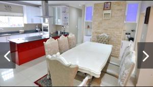 Kings Villa