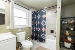 Charming 19th Century Uptown Butte Home