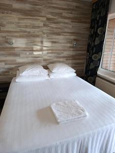 Urusel Hostel