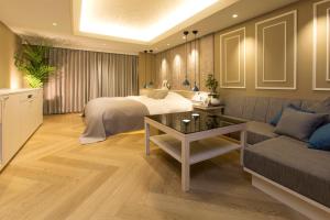 HOTEL FRANCE 岡山 -Adult Only-