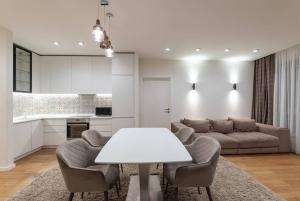3 Bedroom Apartment at Obolon Residences