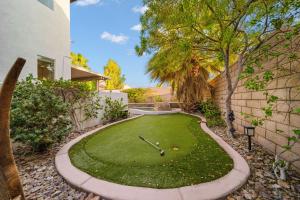 Indio Oasis Pool Spa Games & Outdoor Fun