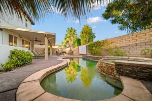 Indio Oasis Pool Spa Games & Outdoor Fun