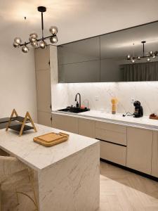 The Nest- Strada Scortarilor