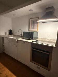 30m to Beach - Mindelo Ocean House