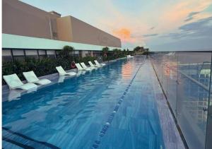 The Sóng 5 Star Free Pool Infinity Seaview Apartment Vung Tau - Căn Hộ 5 Sao Miễn Phí Hồ Bơi Vô Cực Thấy Biển Bãi Sau Vũng Tàu