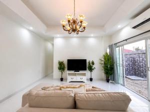 Private Pool Villa Pattaya 2BR 2BA