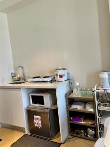 Ellas Crib Chic Studio with City Views