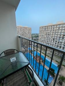 Condo with Balcony - Pool view