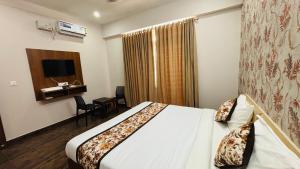 Shree Paras Villa