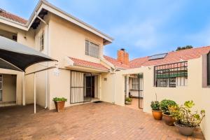 Stays on 13th by Aurelian Living