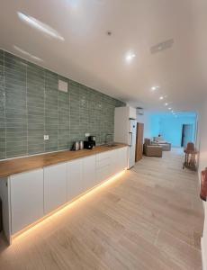Habitación con baño privado en Alicante 3