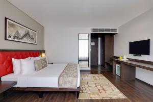 The Phlox Hotel