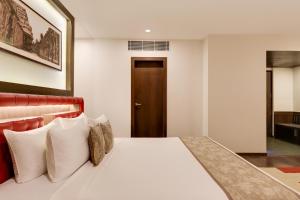 The Phlox Hotel