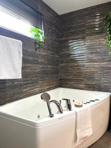 Villa Viimsi - Private Villa, Pool, Hot Tubs, Sauna, near Tallinn