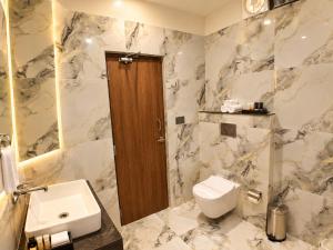 S K S Saffron Suite Varanasi