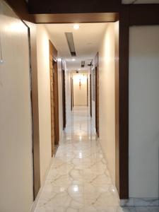 GSILVER HOTELS PERUMBAKKAM - Budget Classic Rooms Near Sholinganallur OMR