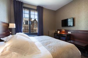 Hotels Ambassadeurs Logis Hotel : photos des chambres
